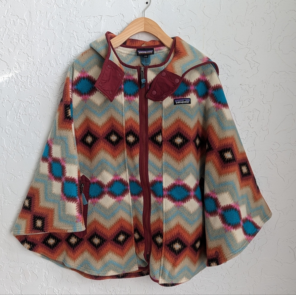 Patagonia Synchilla Poncho, timber twist. - Picture 3 of 6